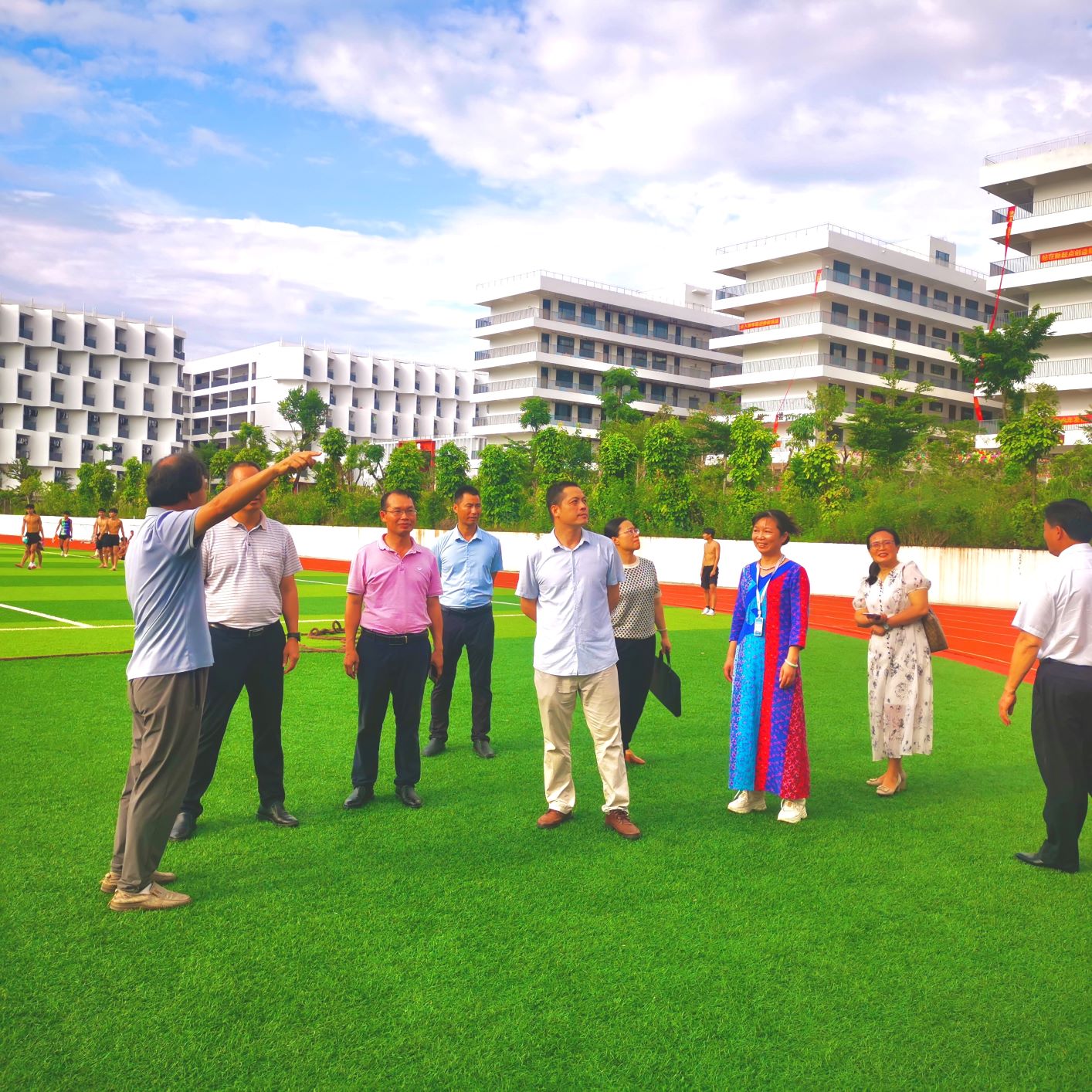 欢迎教育局成教办领导到我校参观指导工作 丨 开云(中国)